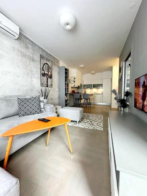 Ferienwohnung Urban Oasis: Stylish Retreat Zagreb Exterior foto
