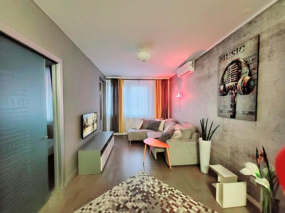 Ferienwohnung Urban Oasis: Stylish Retreat Zagreb Exterior foto